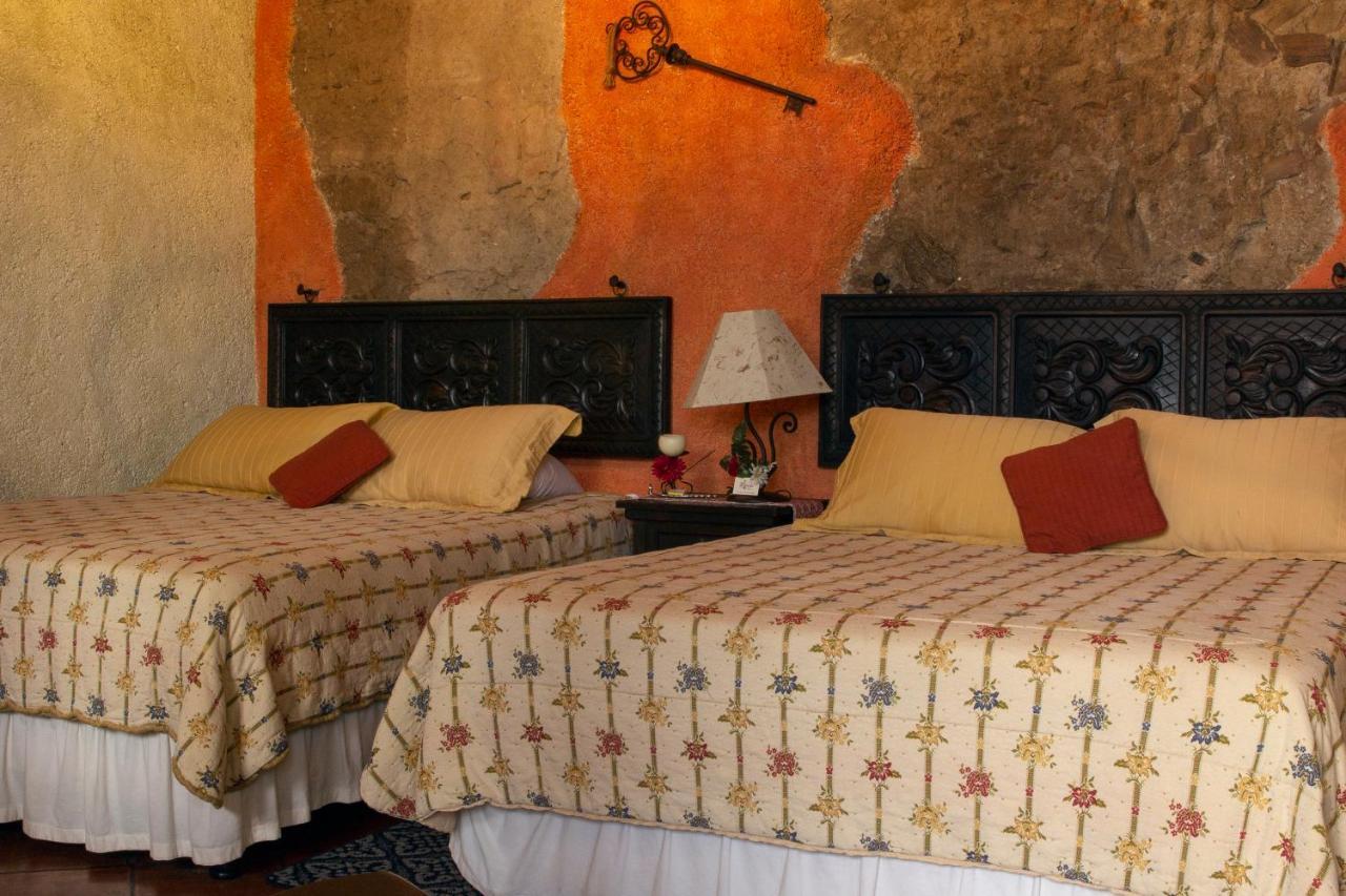 D'Leyenda Hotel アンティグア・グアテマラ エクステリア 写真
